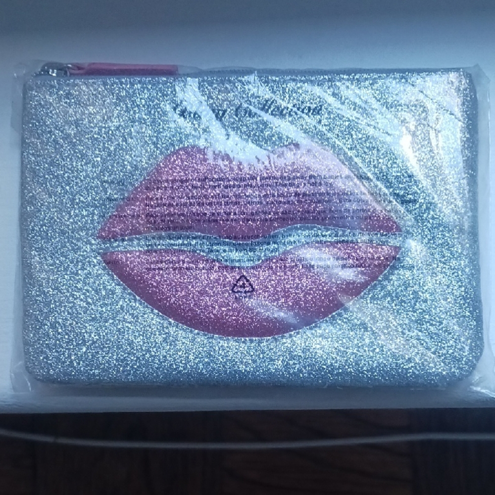 Sparkling Silver Cosmetic Bag with Pink Lip Design
